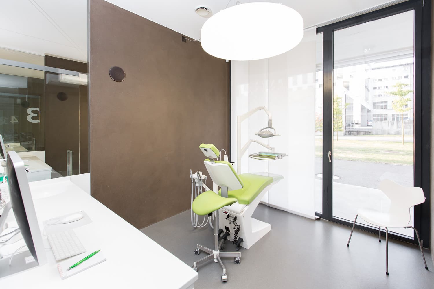 Zahnarztpraxis Aarau Behandlungszimmer