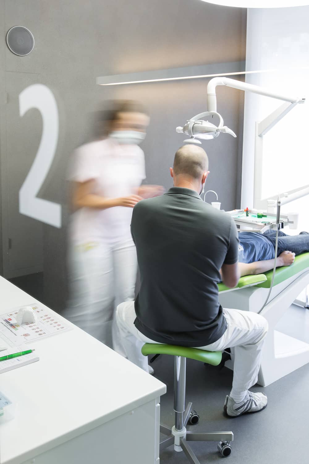 Zahnarztpraxis Aarau Behandlung