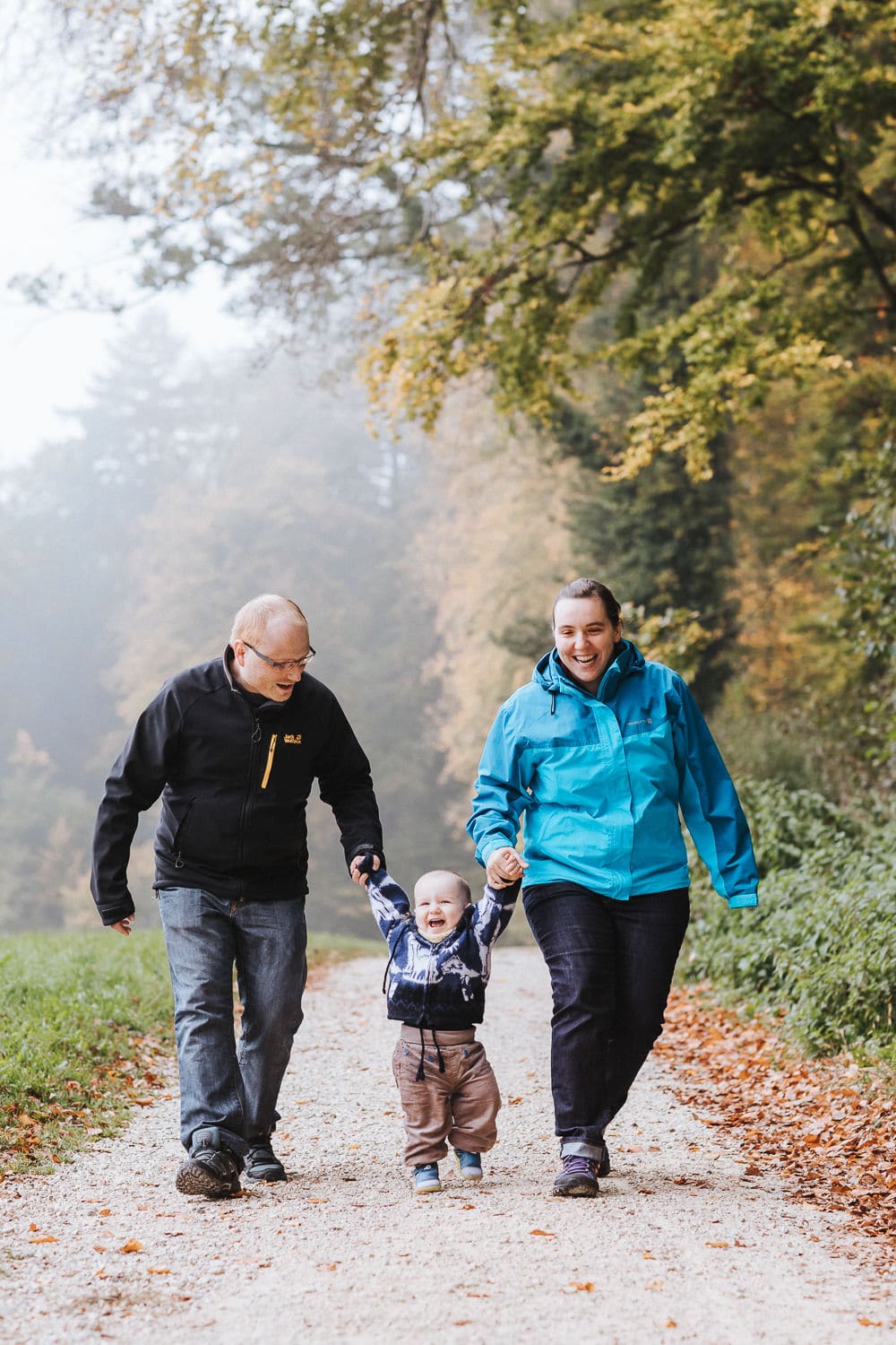 Wald Herbst Familienfotos Spaziergang