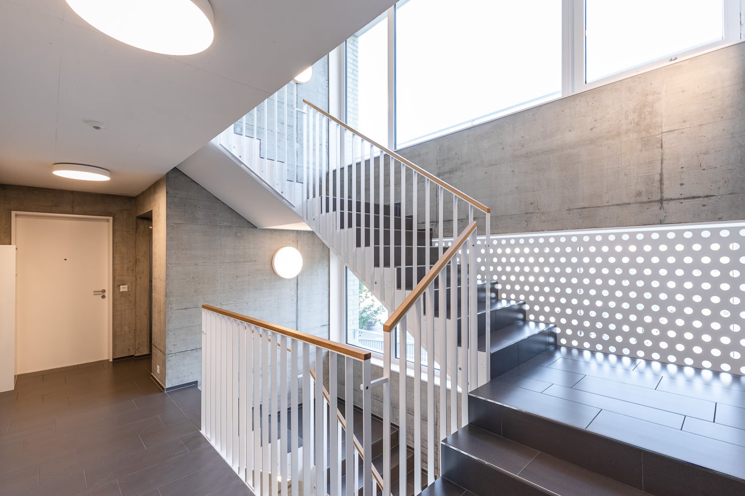 Immobilienfotografie Baufeld Suhr Treppenhaus