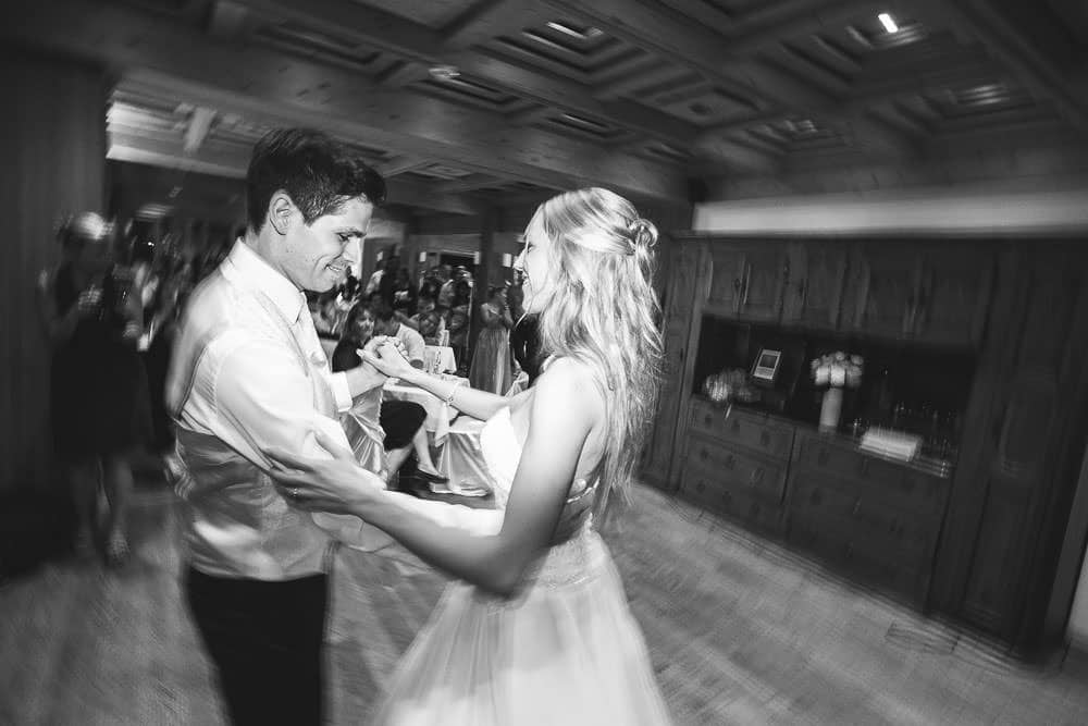 Hochzeit Bürgenstock Tanz schwarz weiss