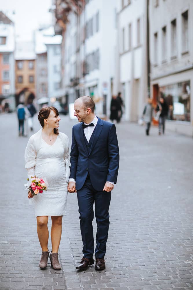 Etui Hochzeitskleid Stilrichtung kurz Aarau Altstadt