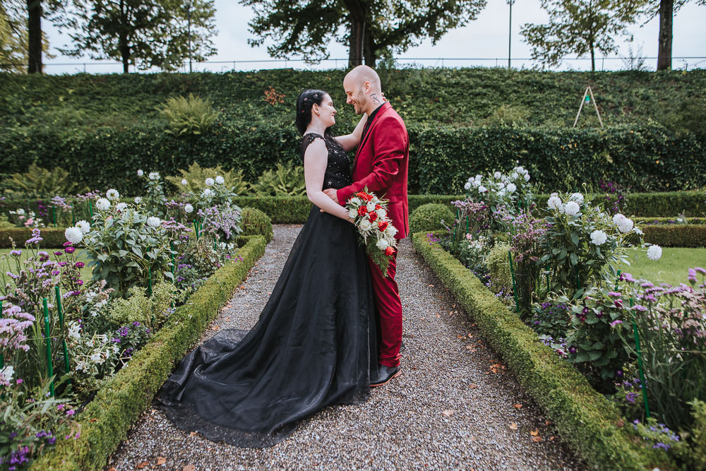 Hochzeitskleid A-Linie Stilrichtung schwarz