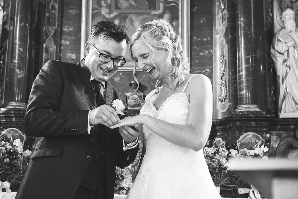 Hochzeit Location Fotograf Cham Aargau Ringtausch Kirche