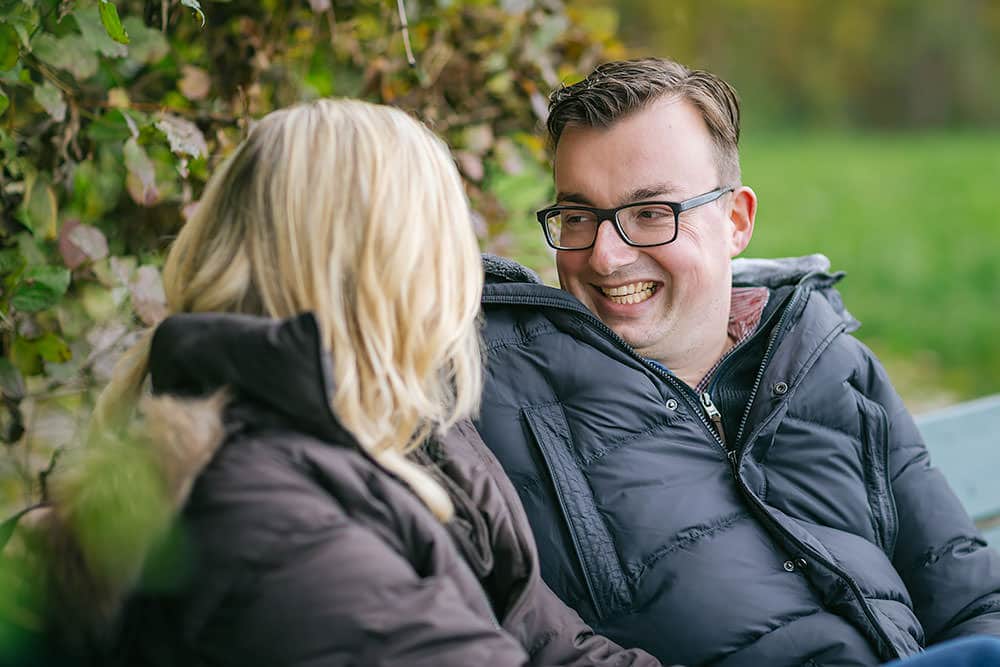 Fotos Einladungskarte Hochzeit Wald Sitzbank