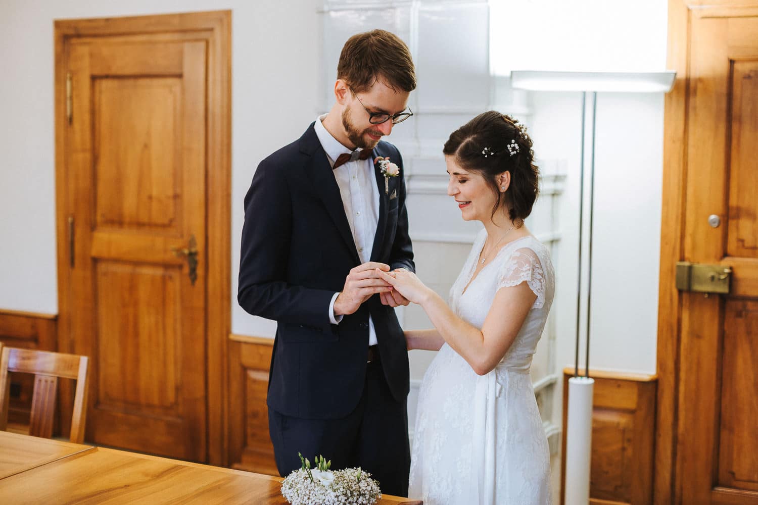 Trauung Hochzeit Lenzburg Ziviltrauung Standesamt Ringtausch