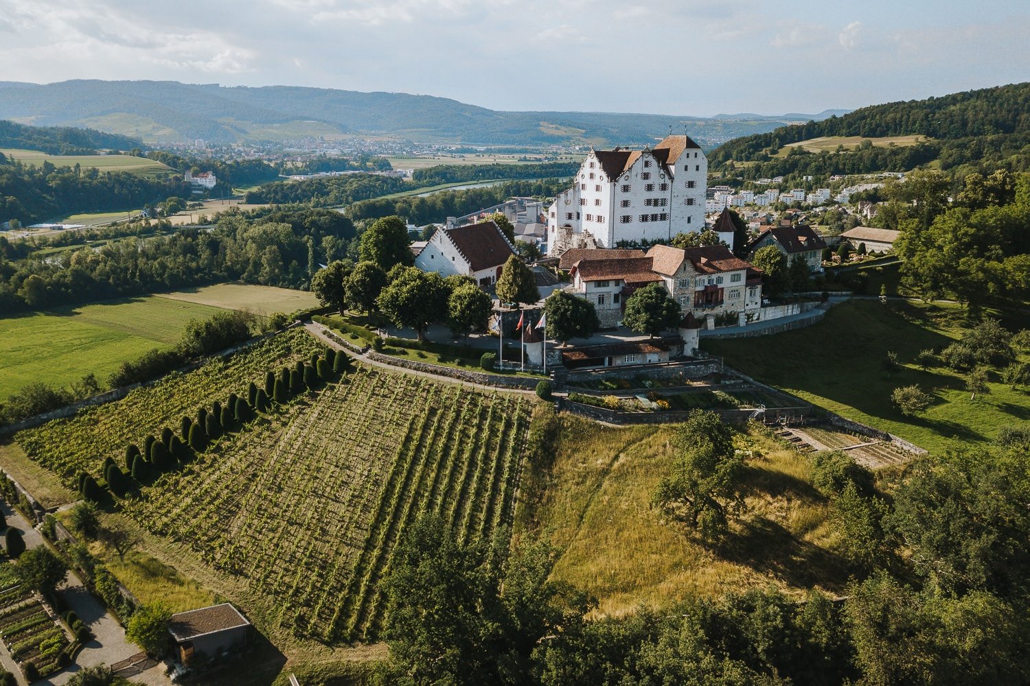 Schloss Wildegg Hochzeit Aargau Aargau Luftaufnahme Drohne