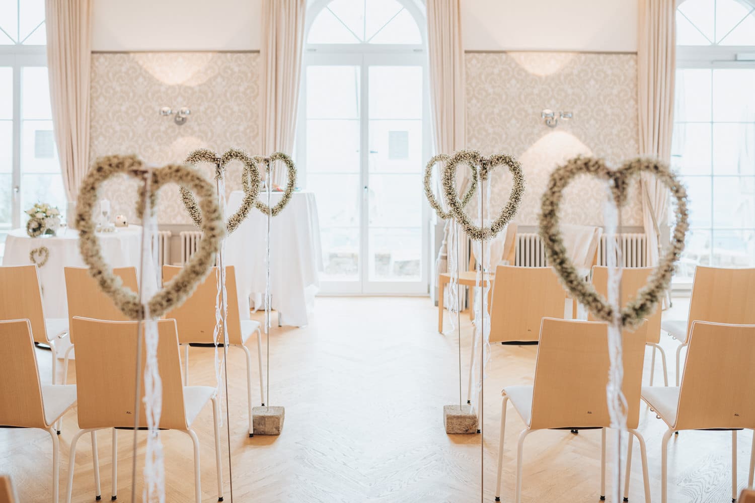 Trausaal Weissenstein Dekoration Hochzeit