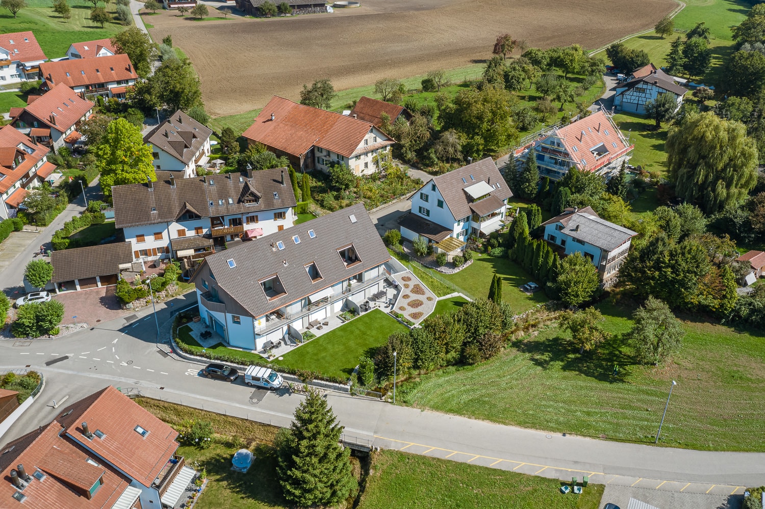 Neubau Mehrfamilienhaus Berikon Luftaufnahme