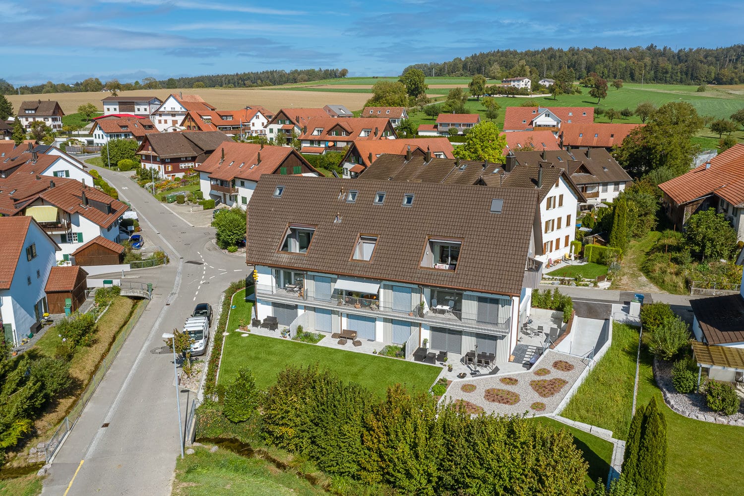 Neubau Mehrfamilienhaus Berikon Luftaufnahme