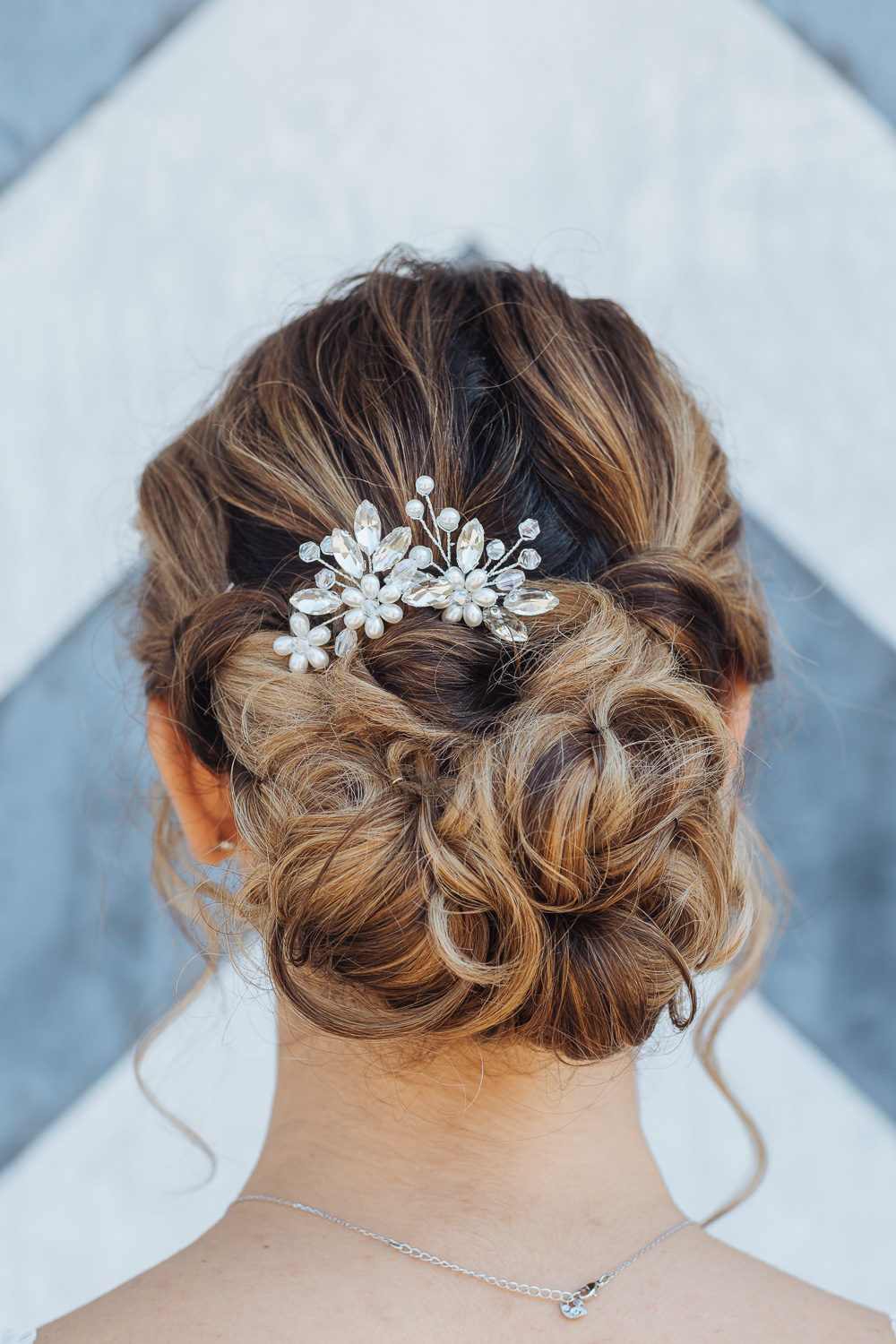 Hochzeit Brautfrisur Detail