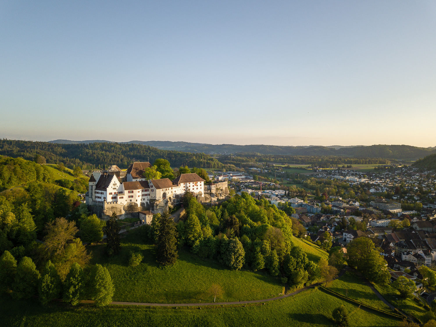Drohnenaufnahme Schloss Lenzburg
