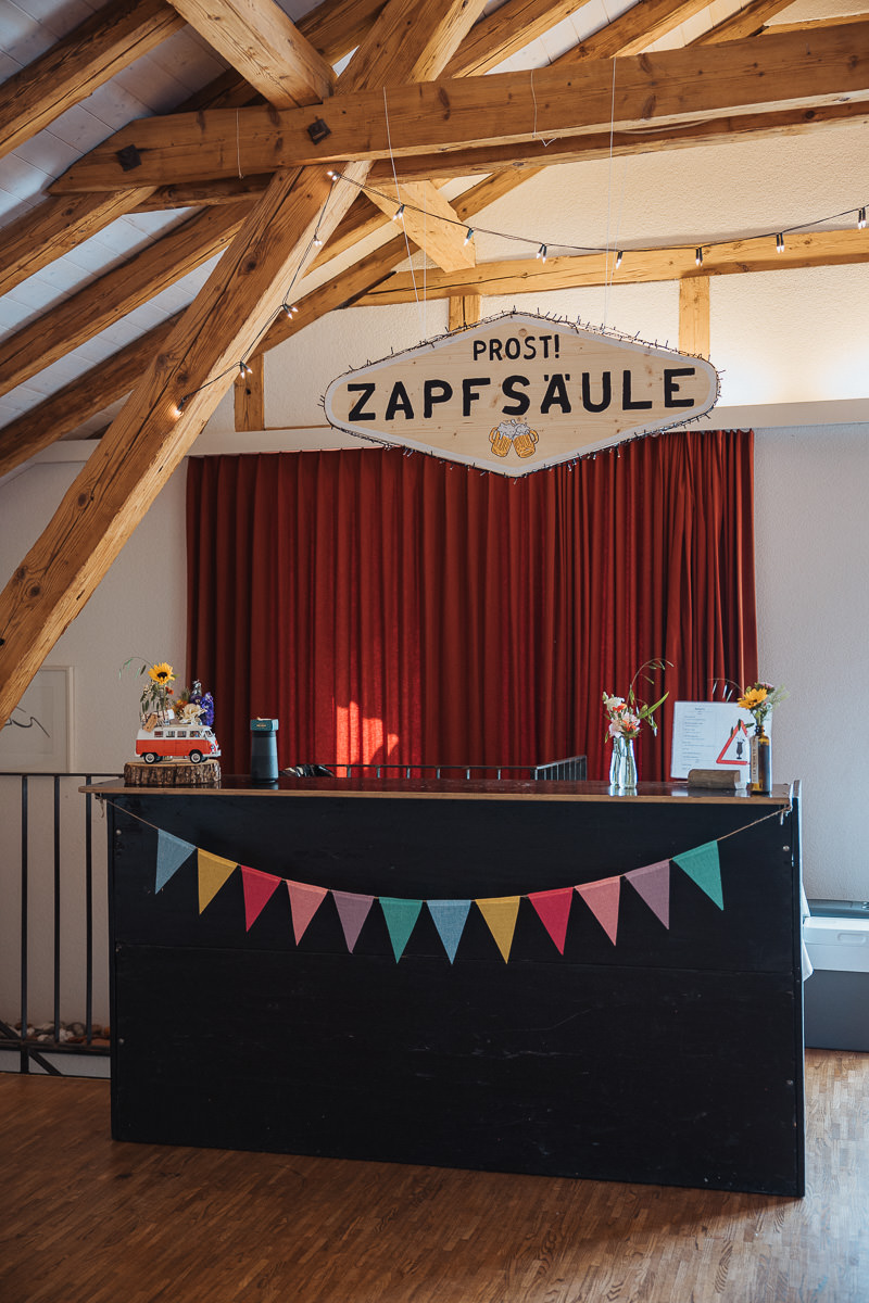 Hochzeit Claudia und Robin Zapfsäule Prost