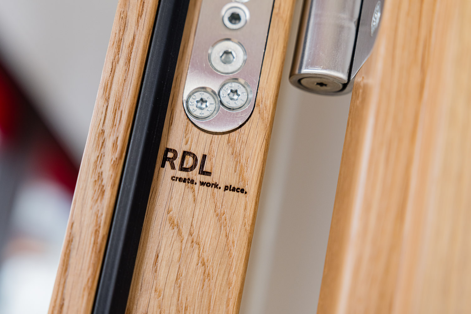 Dokumentation Trennwandsystem in der Filiale Mobiliar Wohlen für RDL AG